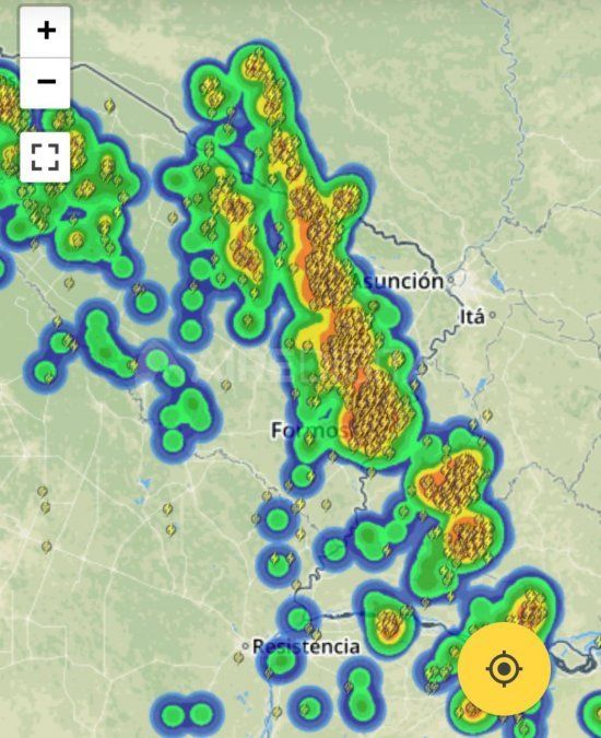 Im&aacute;genes de la tormenta sobre Asunci&oacute;n