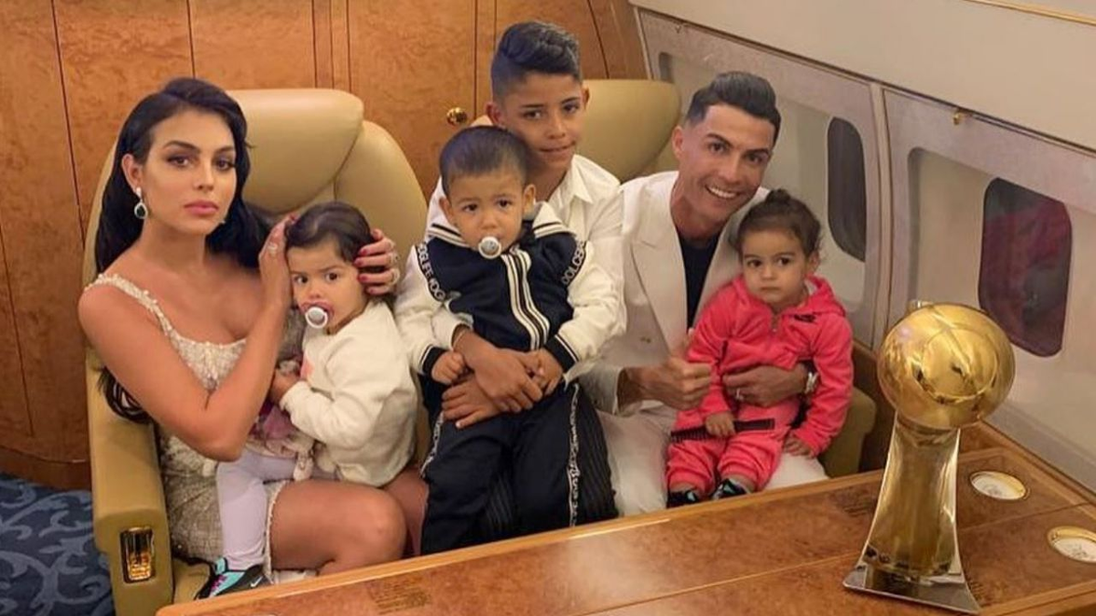 Los amigos de infancia de Cristiano Ronaldo le apodaban 'el bebé llorón