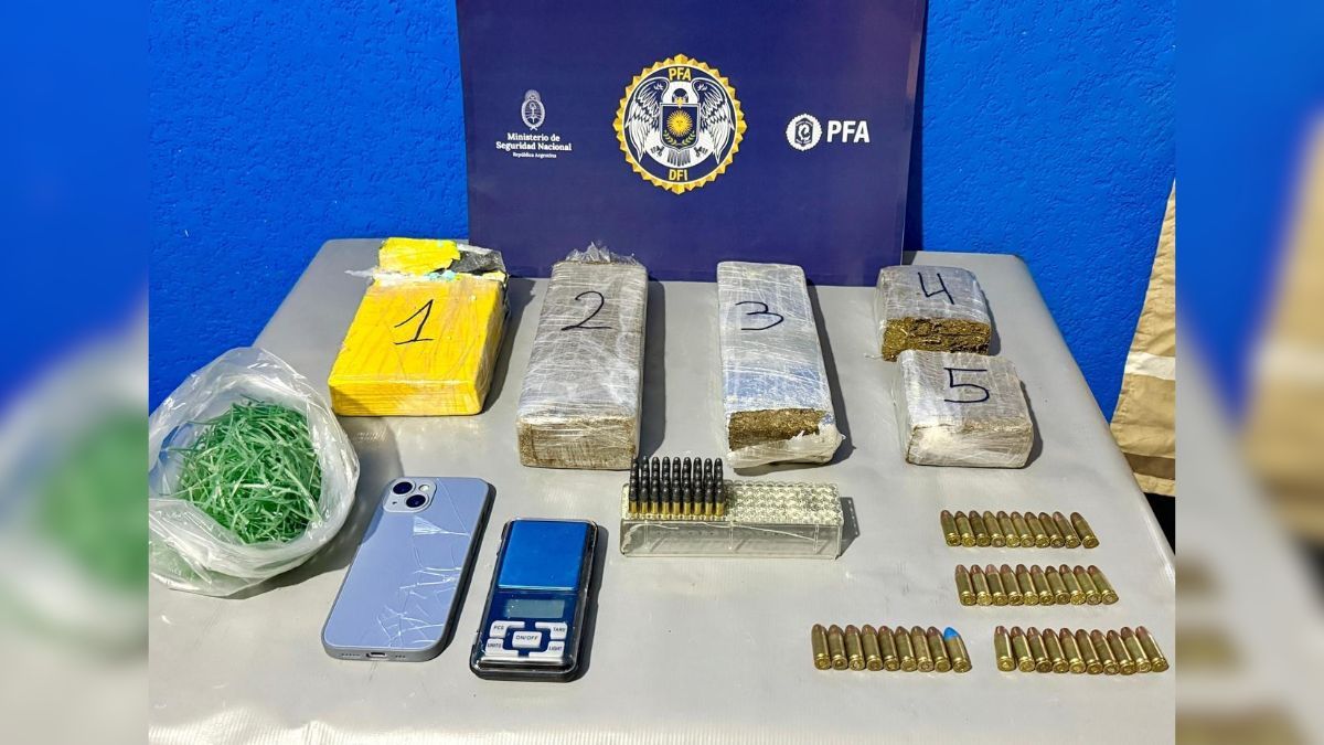 La Policía Federal Argentina (PFA) realizó 38 allanamientos esta semana en Rosario.
