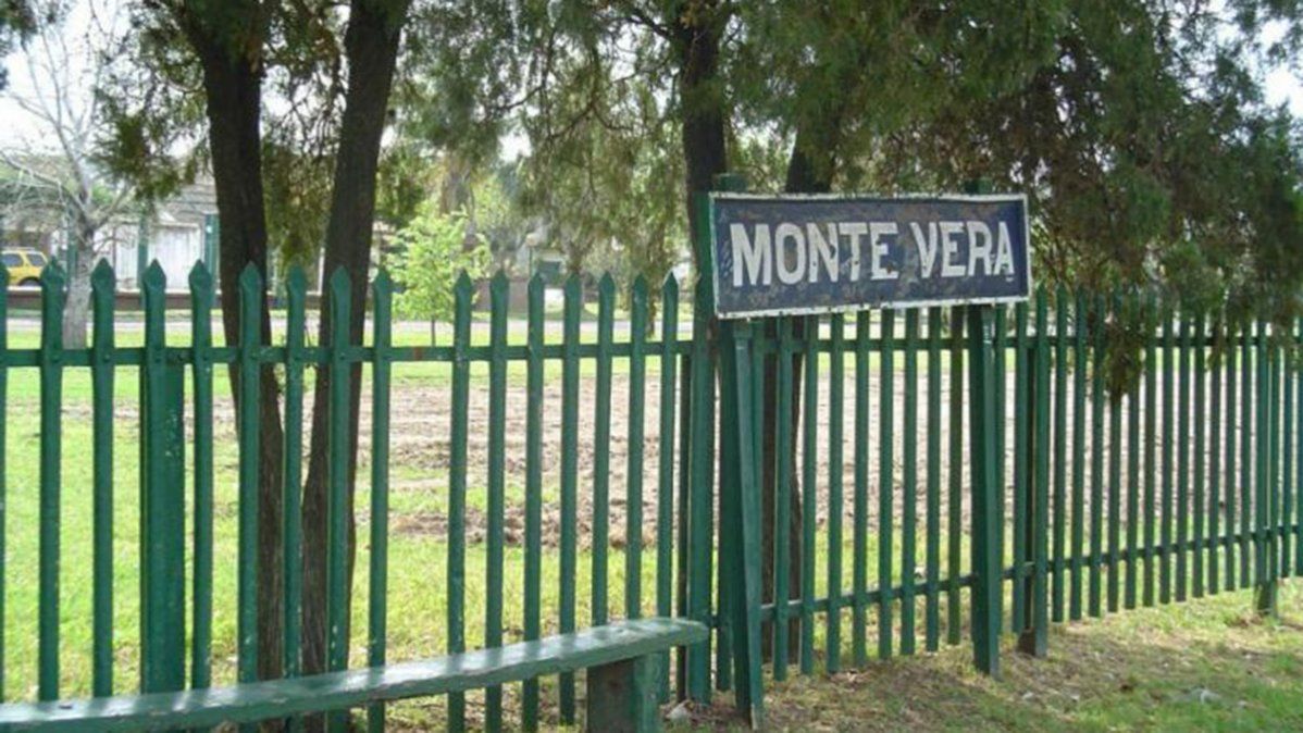 Monte Vera es una localidad argentina del departamento La Capital en la provincia de Santa Fe.