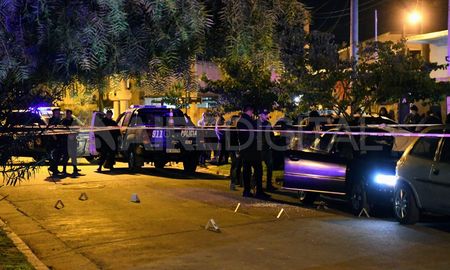 La familia se encontraba en la puerta de su casa cuando fueron acribillados a balazos La familia se encontraba en la puerta de su casa cuando fueron acribillados a balazos