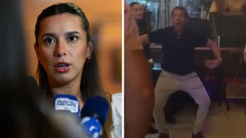 El padre de Agostina Páez fue filmado en un bar de Santiago del Estero imitando gestos racistas que generaron fuerte repudio. El padre de Agostina Páez fue filmado en un bar de Santiago del Estero imitando gestos racistas que generaron fuerte repudio.