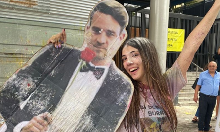 Se recibió, festejó con Chano y se hizo viral por este giro de la trama Se recibió, festejó con Chano y se hizo viral por este giro de la trama