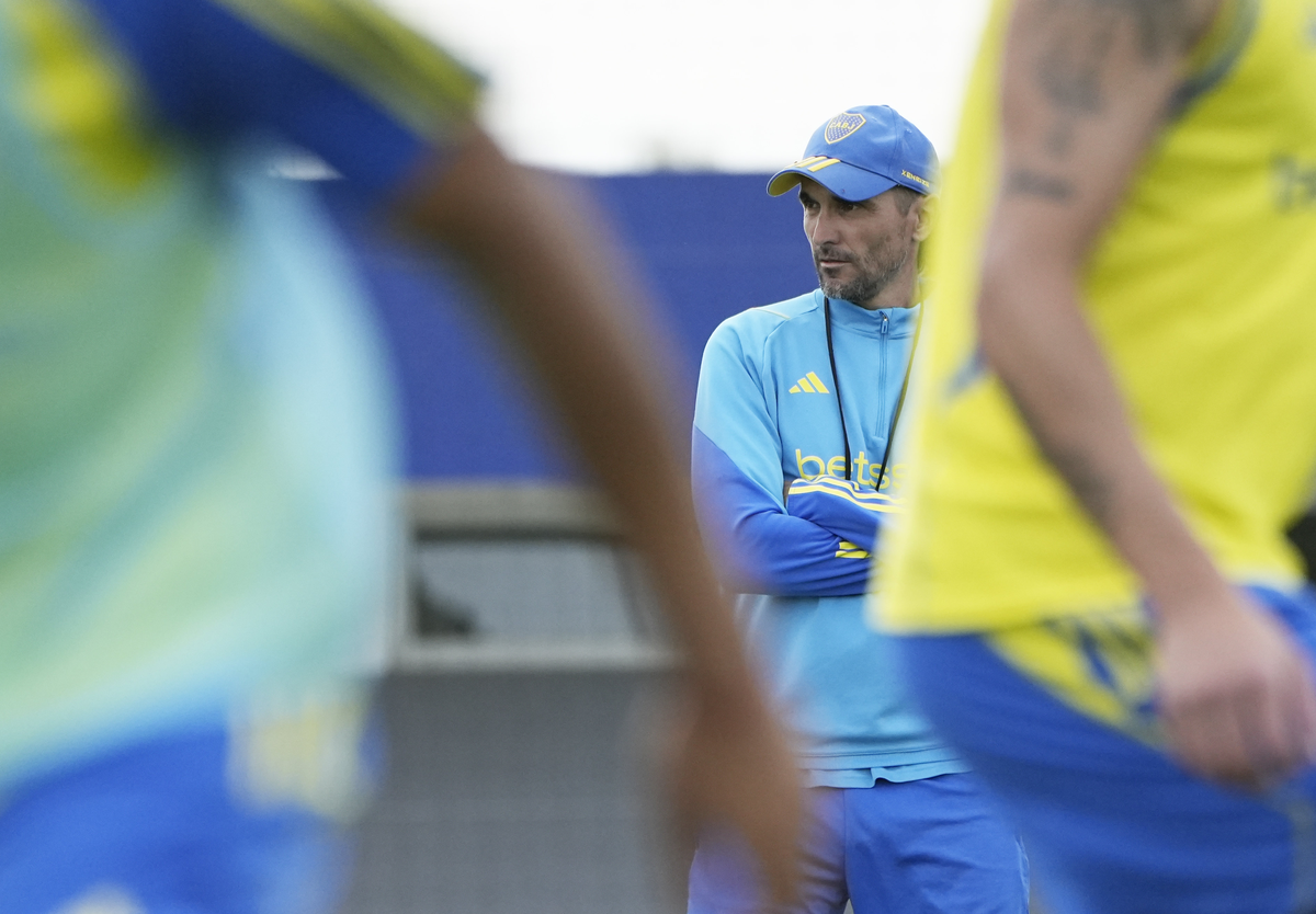 La decisión de Diego Martínez en Boca que sorprendió a todos en Unión: va con los titulares.