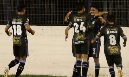 El Decano despidió a Zielinski con una victoria ante Gimnasia, que perdió la oportunidad de pelear por el torneo. El Decano despidió a Zielinski con una victoria ante Gimnasia, que perdió la oportunidad de pelear por el torneo.