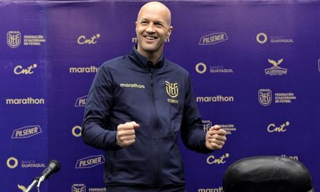 Jordi Cruyff llegó en enero y no dirigió siquiera un partido. Jordi Cruyff llegó en enero y no dirigió siquiera un partido.