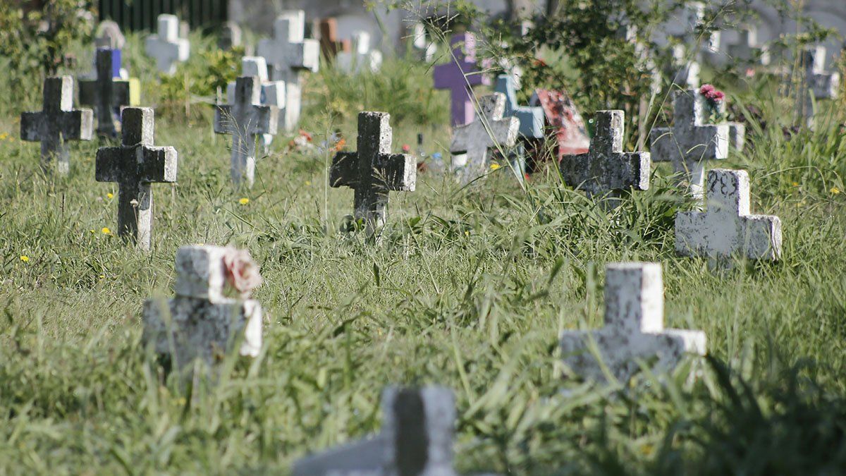 Las imágenes que muestran el abandono del Cementerio Municipal