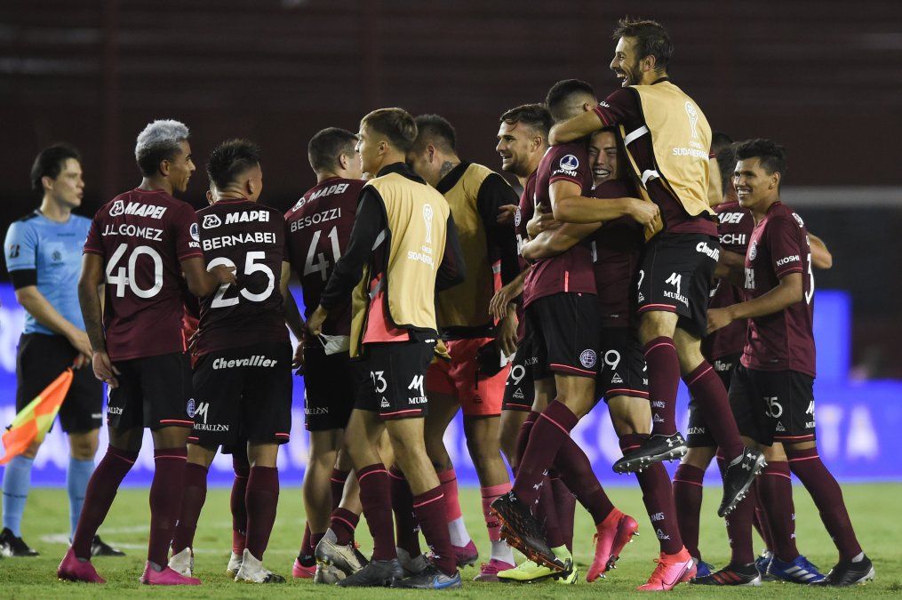 Lanús fue superior durante toda la serie y disputará el encuentro decisivo por la Copa Sudamericana.