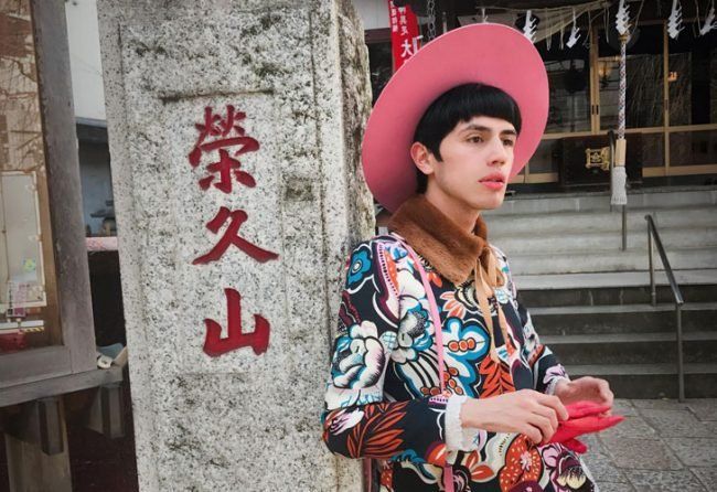 Santiago Artemis, un diseñador que provoca con sus creaciones