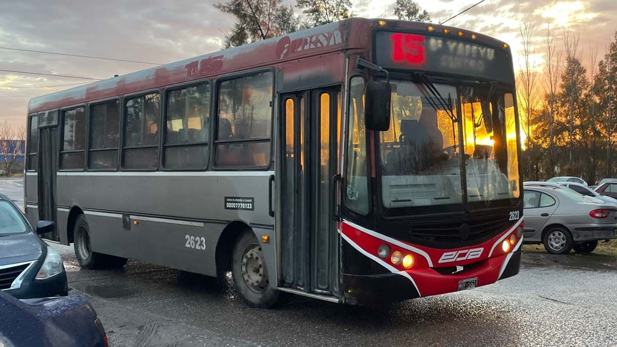 UTA amenaza con una medida de fuerza en el transporte público en Santa Fe contra la empresa Ersa por el despido sin causa de un trabajador.