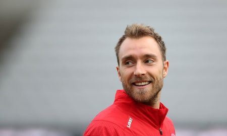 La Uefa invitó a Christian Eriksen a presenciar la final de la Eurocopa, más allá de si la juega Dinamarca. La Uefa invitó a Christian Eriksen a presenciar la final de la Eurocopa, más allá de si la juega Dinamarca.