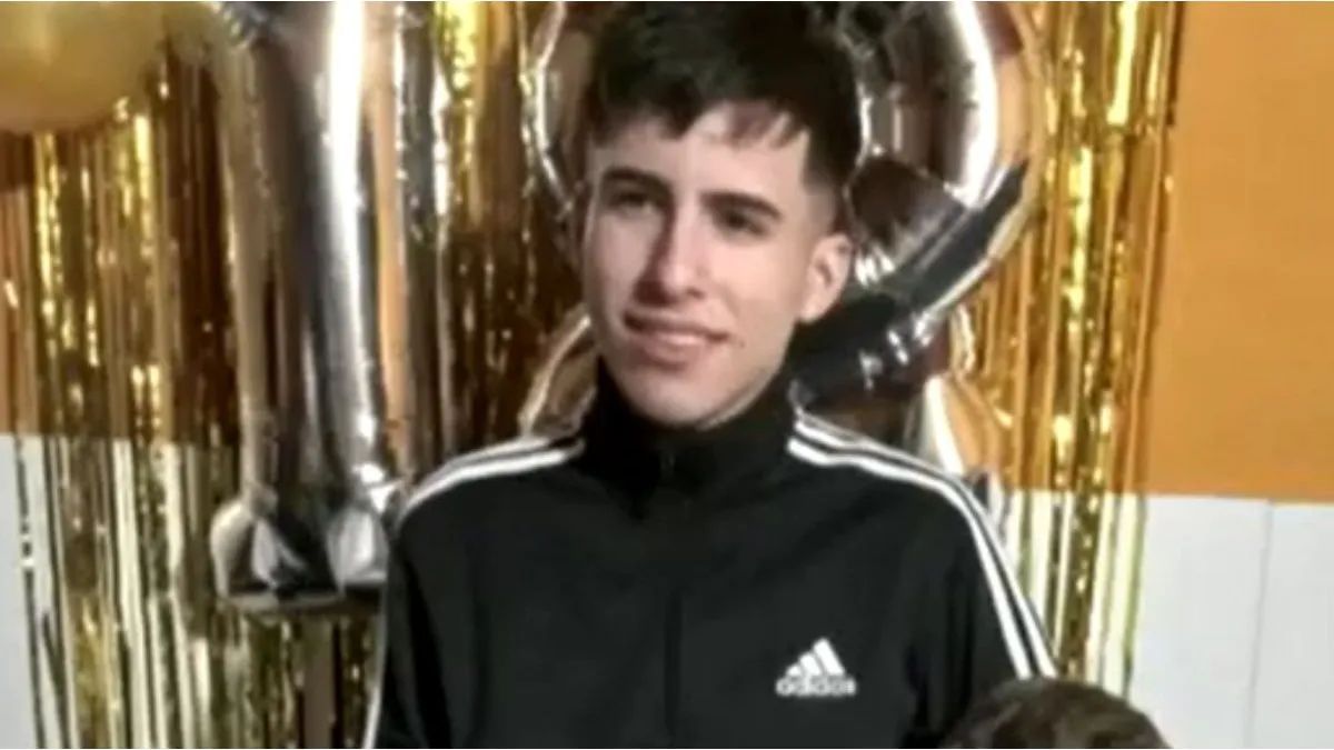 La familia del joven denuncia antecedentes de violencia y presuntos v&iacute;nculos del entorno de la acusada.