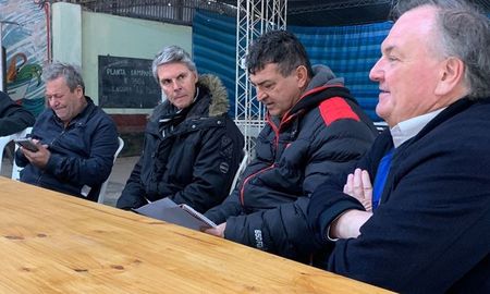 El Secretario de Turismo del Ministerio de Producción, Ciencia y Tecnología visitó junto al Senador Felipe Michlig tres localidades turísticas del Departamento San Cristóbal. El Secretario de Turismo del Ministerio de Producción, Ciencia y Tecnología visitó junto al Senador Felipe Michlig tres localidades turísticas del Departamento San Cristóbal.