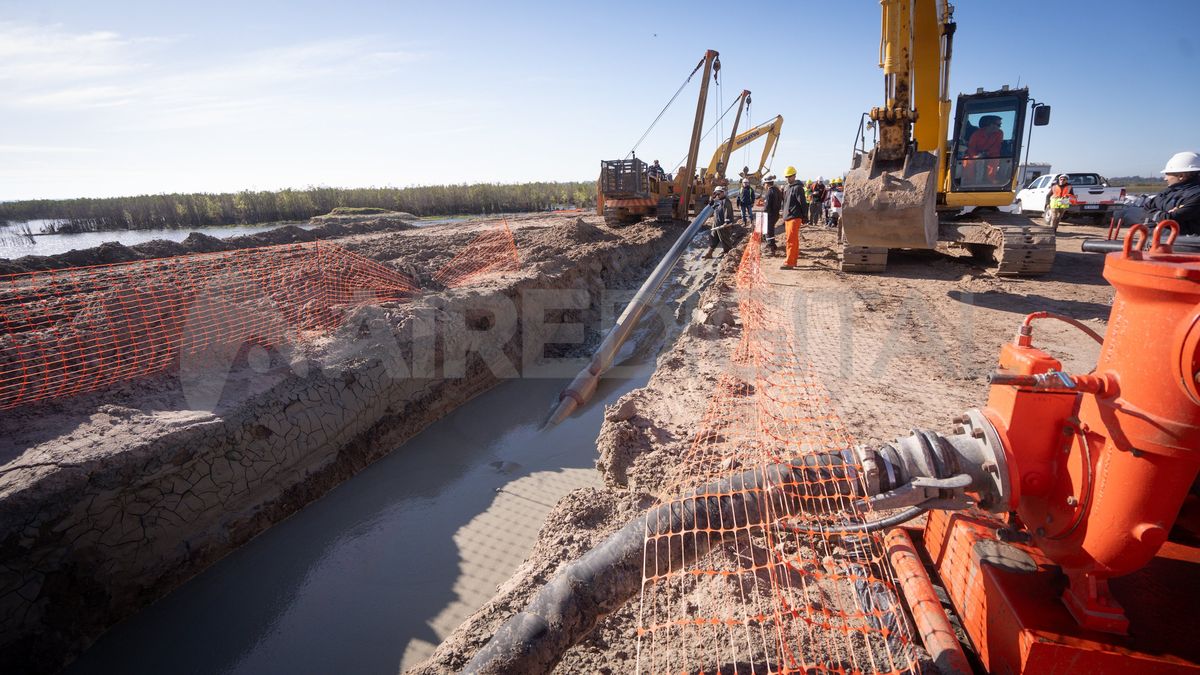 La obra del Gasoducto Gran Santa Fe tiene un 75% de avance y Enerfe estima finalizarla en junio. La obra del Gasoducto Gran Santa Fe tiene un 75% de avance y Enerfe estima finalizarla en junio.