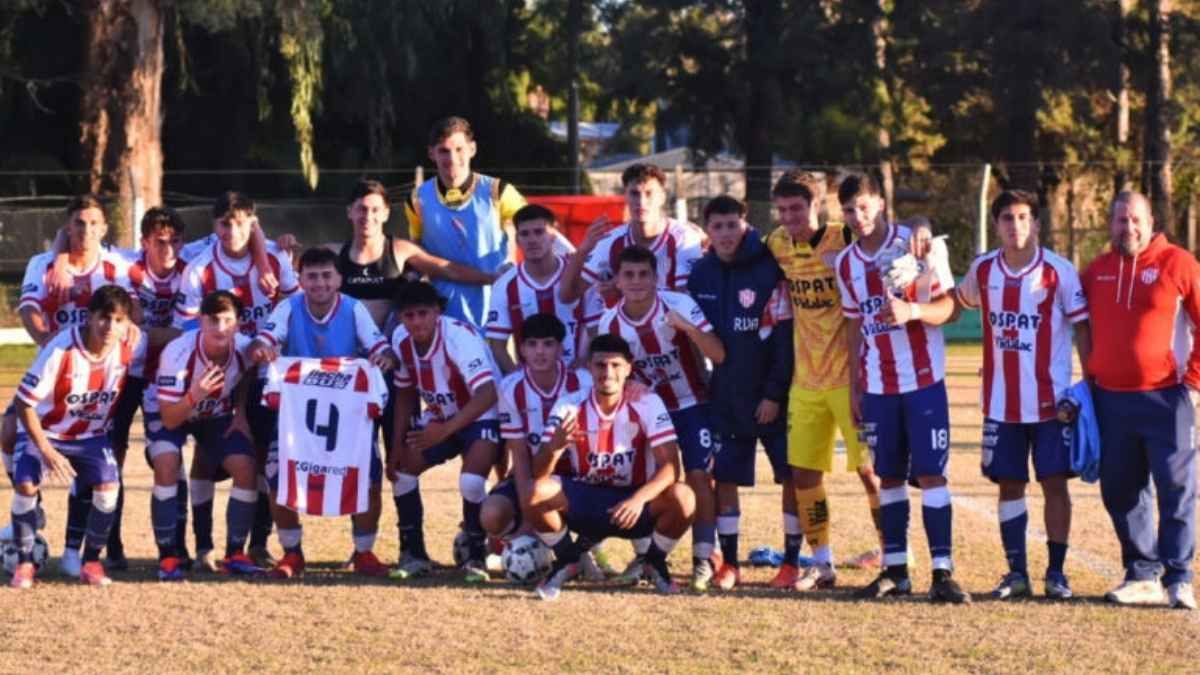 Unión goleó a Colón y se quedó con el clásico de Liga Santafesina de Fútbol. Foto: prensa Unión.