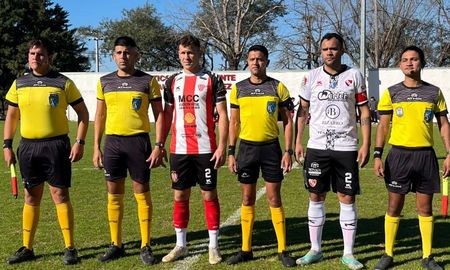 Colón de San Justo se prendió a la cima en la Primera de la Liga Santafesina. Colón de San Justo se prendió a la cima en la Primera de la Liga Santafesina.