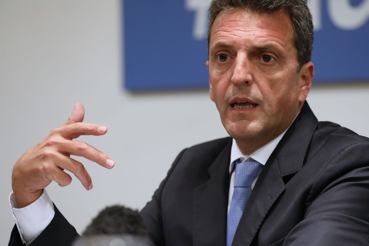 El ministro de Economía Sergio Massa anunció este martes las medidas para que productores pymes y economías regionales.