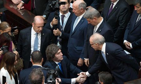 El Gobierno nacional presentó un recurso extraordinario ante la Corte Suprema por la reforma laboral. El Gobierno nacional presentó un recurso extraordinario ante la Corte Suprema por la reforma laboral.