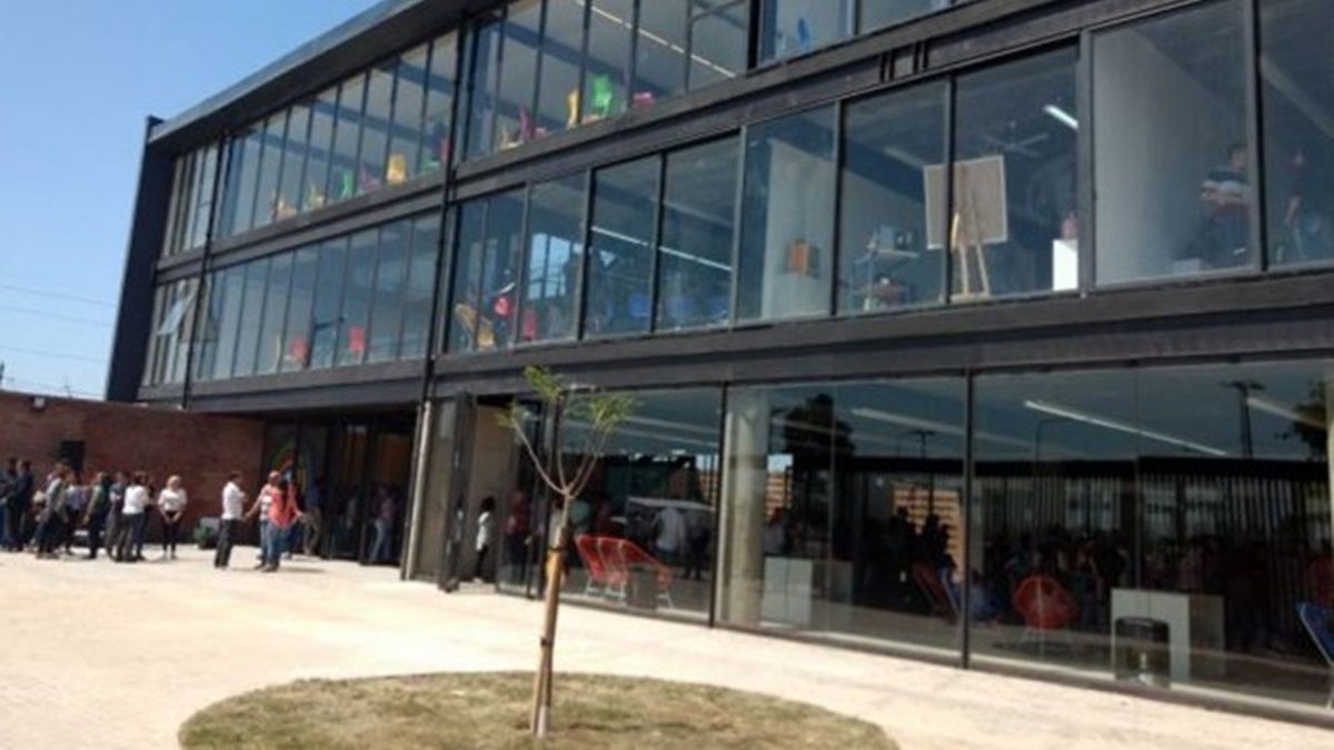 El robo fue denunciado por un funcionario municipal que constat&oacute; la rotura de aberturas y la faltante de herramientas