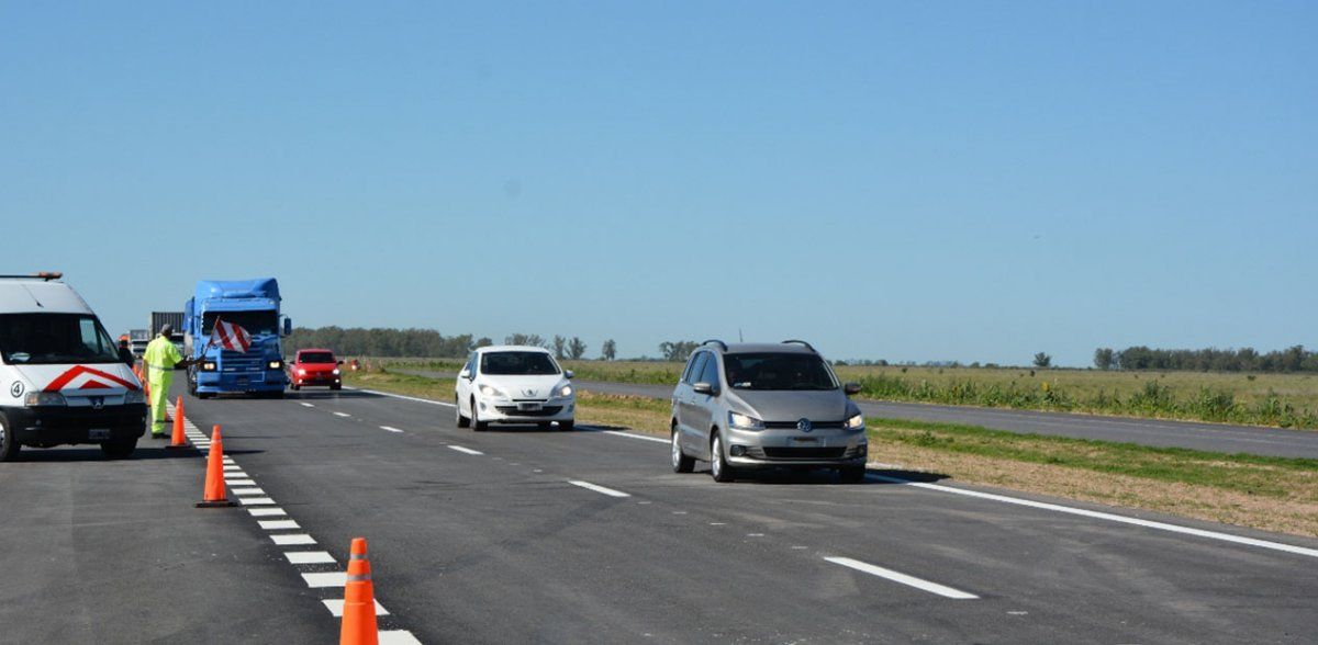 La construcción de la Autopista de Ruta Nacional N° 34 es uno de los contratos más importantes de Vialidad Nacional en todo el país.