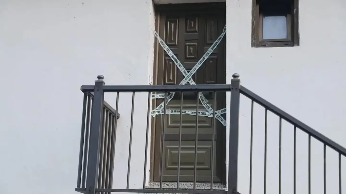 Pablo Muñiz asesinó a su padre Miguel Ángel en la vivienda que ambos compartían. Pablo Muñiz asesinó a su padre Miguel Ángel en la vivienda que ambos compartían.