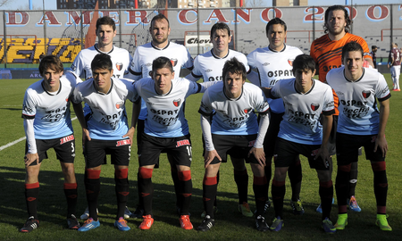 Marcos Fernández integró el equipo de Colón que le ganó a Lanús 1 a 0 y lo eliminó de la Copa Argentina 2014. Marcos Fernández integró el equipo de Colón que le ganó a Lanús 1 a 0 y lo eliminó de la Copa Argentina 2014.
