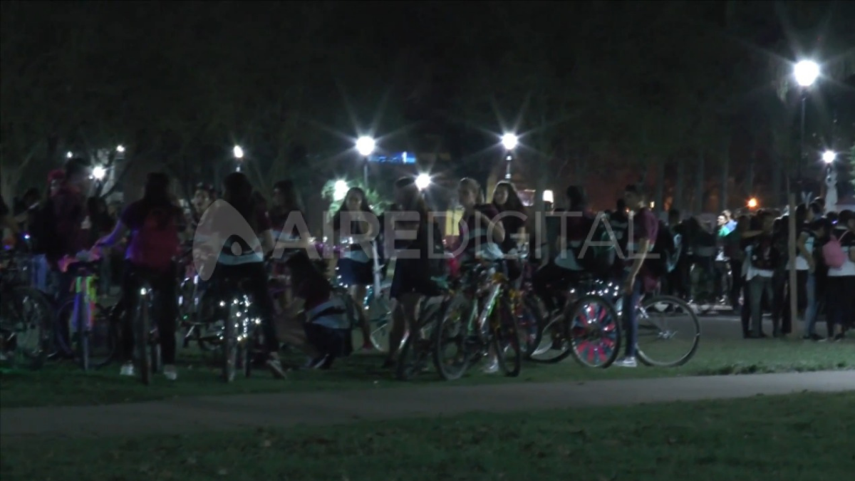 Temen que la movida de los jóvenes de Reconquista esta noche genere contagios masivos de covid-19.