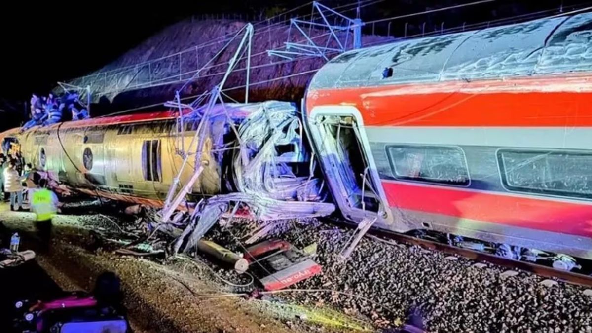 Tragedia ferroviaria en Córdoba: 39 muertos y más de 150 heridos tras el choque de dos trenes en Adamuz