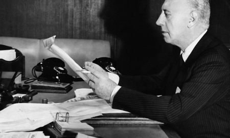 Efemérides del 12 de enero: en 1969 fallece Roberto Noble, fundador del diario Clarín Efemérides del 12 de enero: en 1969 fallece Roberto Noble, fundador del diario Clarín