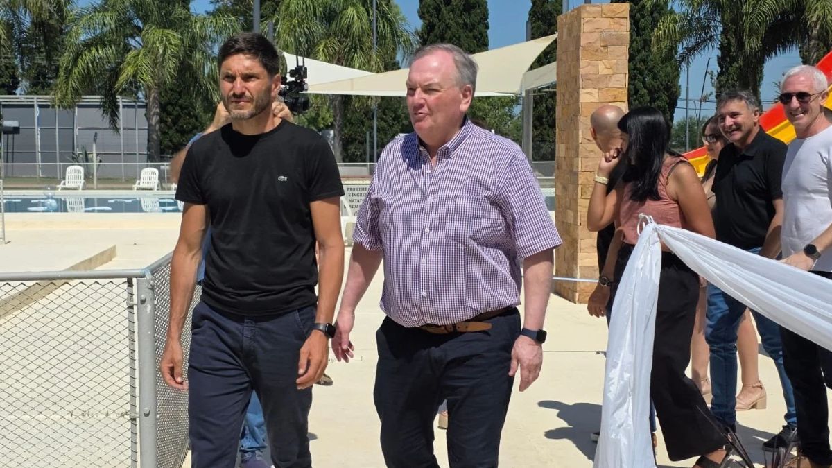 Durante la ceremonia se puso en valor una importante intervenci&oacute;n que incluy&oacute; la remodelaci&oacute;n integral de la pileta.