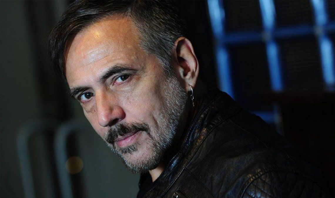 El músico lanzó una canción en homenaje a las víctimas del atentado a la Embajada de Israel.