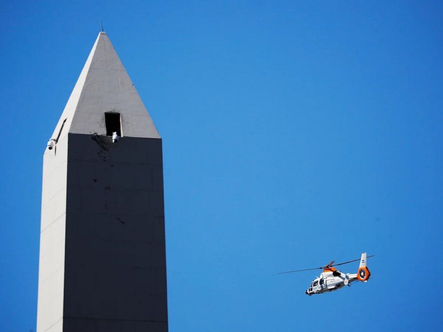 Habló el piloto que transporto a Messi: Ellos mismos pidieron regresar al predio de AFA