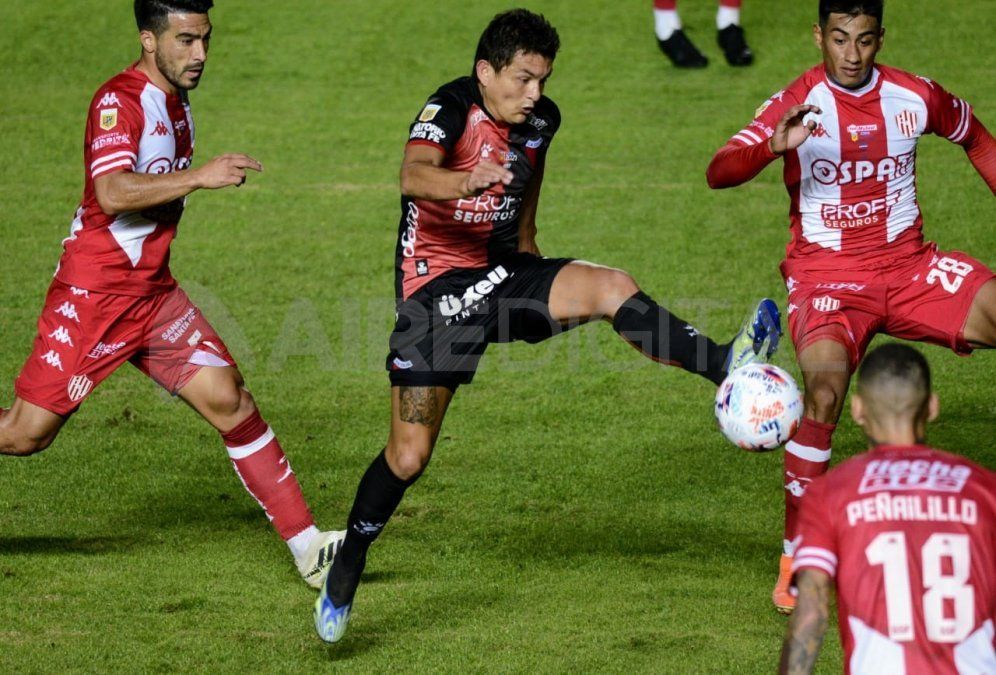 Colón y Unión igualaron 1-1 por la Copa de la Liga.