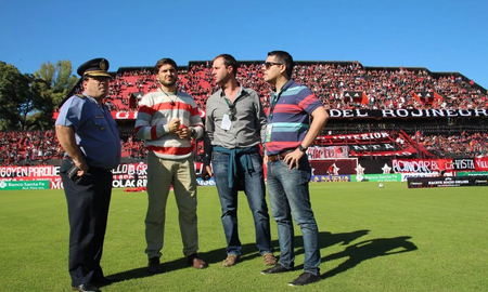 Maximiliano Pullaro tiene un equipo preferido en el fútbol argentino. Maximiliano Pullaro tiene un equipo preferido en el fútbol argentino.