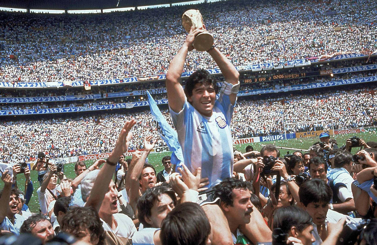 La foto que quedó en la historia de la Selección Argentina y Roberto Cejas. La foto que quedó en la historia de la Selección Argentina y Roberto Cejas.