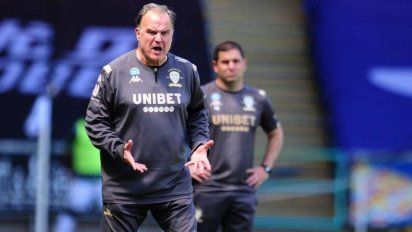 El saludo del Leeds a Marcelo Bielsa por su cumpleaños