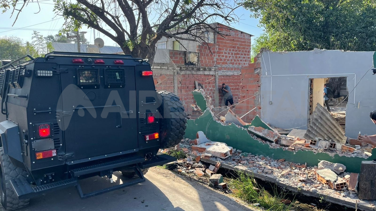 Los Salteños, una de las bandas narco de Rosario, amenazaron a los vecinos que destruyeron los búnkeres.