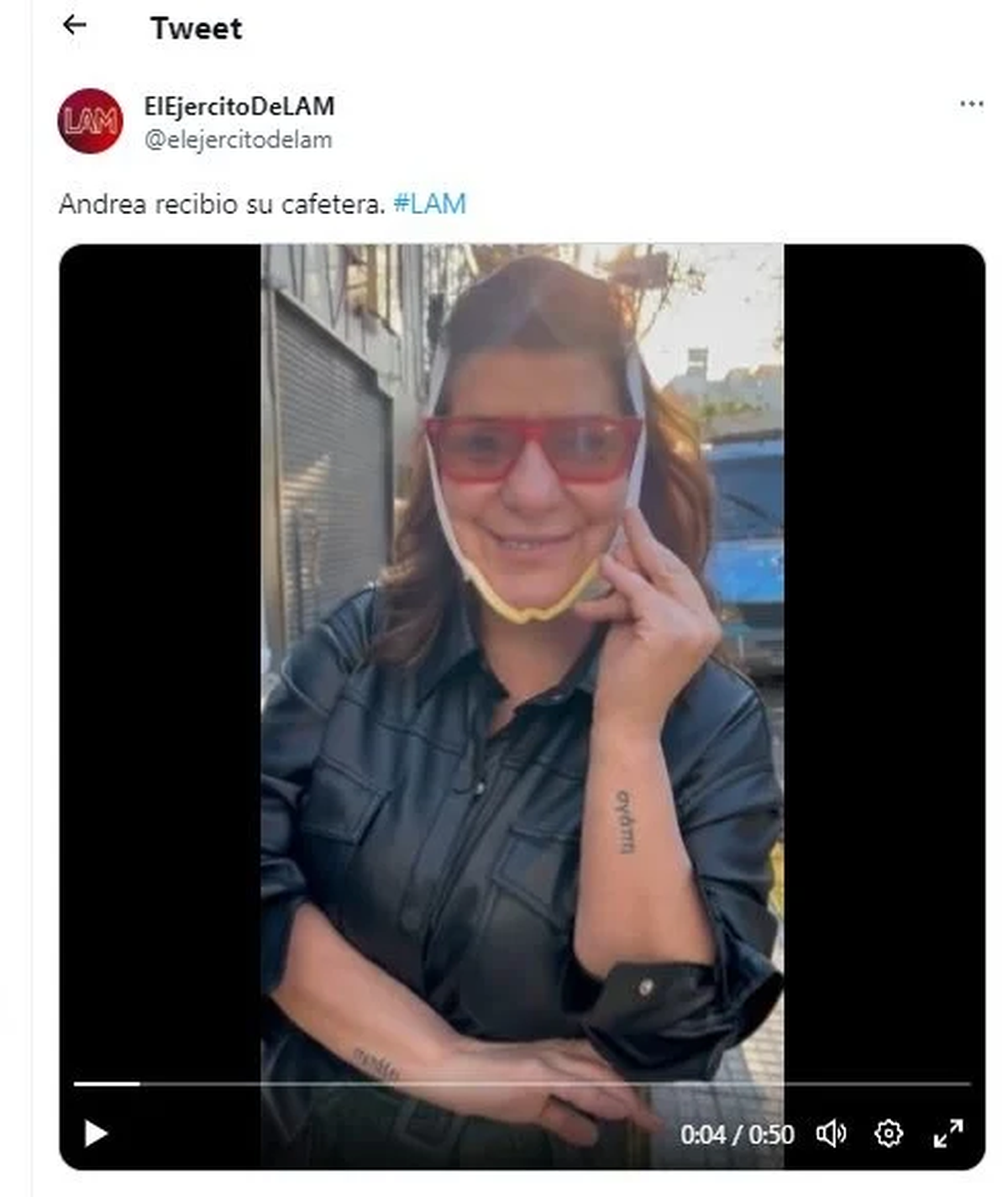 Andrea Taboada apareció en las redes de LAM con su flamante operación.