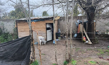 Un joven de 16 años atacó a su padre con un cuchillo en su casa en Buenos Aires. Un joven de 16 años atacó a su padre con un cuchillo en su casa en Buenos Aires.