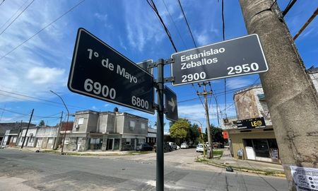 Robaron la moto de una repartidora a plena luz del día en barrio Belgrano Robaron la moto de una repartidora a plena luz del día en barrio Belgrano