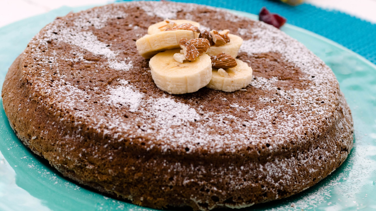 Torta de banana y avena: la receta rica y saludable para sorprender a la familia