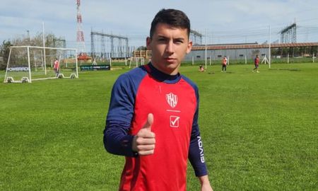 Mateo Del Blanco habló de su gran presente en Unión y reveló que negocia la renovación de su contrato Mateo Del Blanco habló de su gran presente en Unión y reveló que negocia la renovación de su contrato