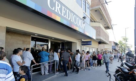 no habra intereses punitorios para cuotas de creditos impagas hasta el 30 de junio no habra intereses punitorios para cuotas de creditos impagas hasta el 30 de junio