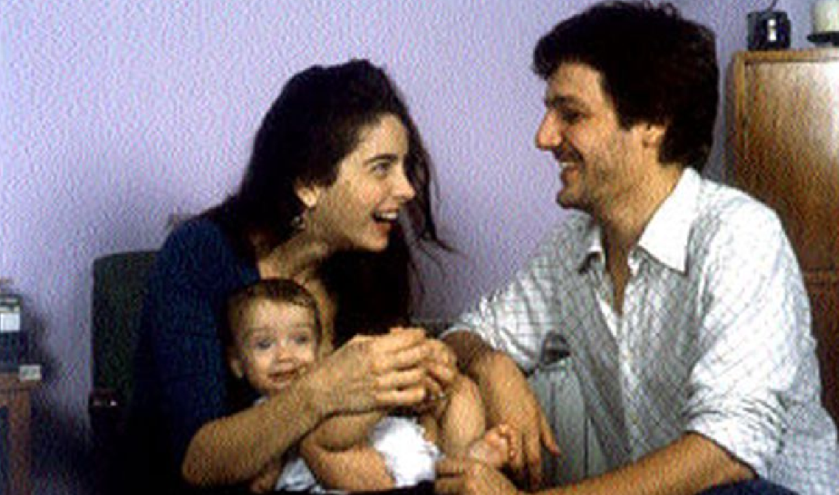 La pareja celebr&oacute; como fecha de inicio de su relaci&oacute;n el 21 de septiembre de 1999 y menos de dos a&ntilde;os despu&eacute;s, en enero del 2001 lleg&oacute; Miranda, el fruto de su amor.
