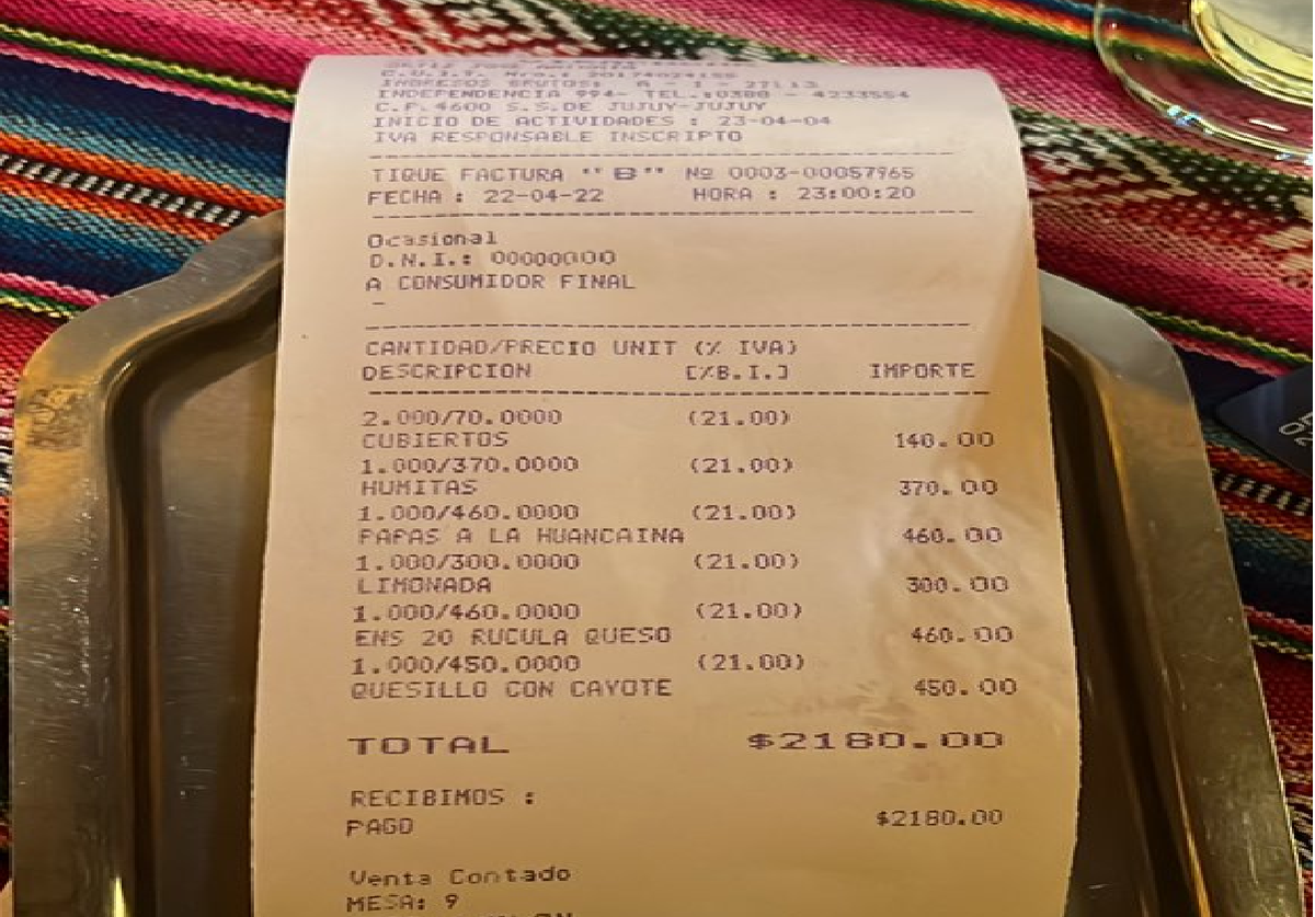 En Twitter se abrió un debate de que si era barato o no el precio de la comida.