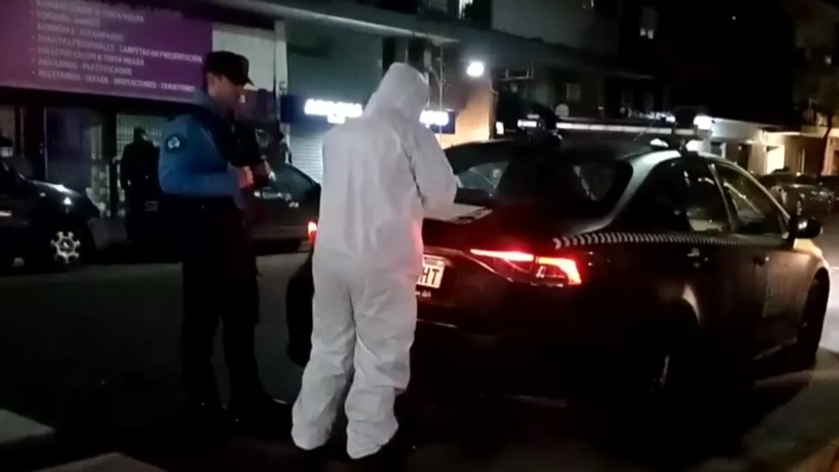La Policía encontró el cuerpo en plena avenida Cabildo durante la madrugada.