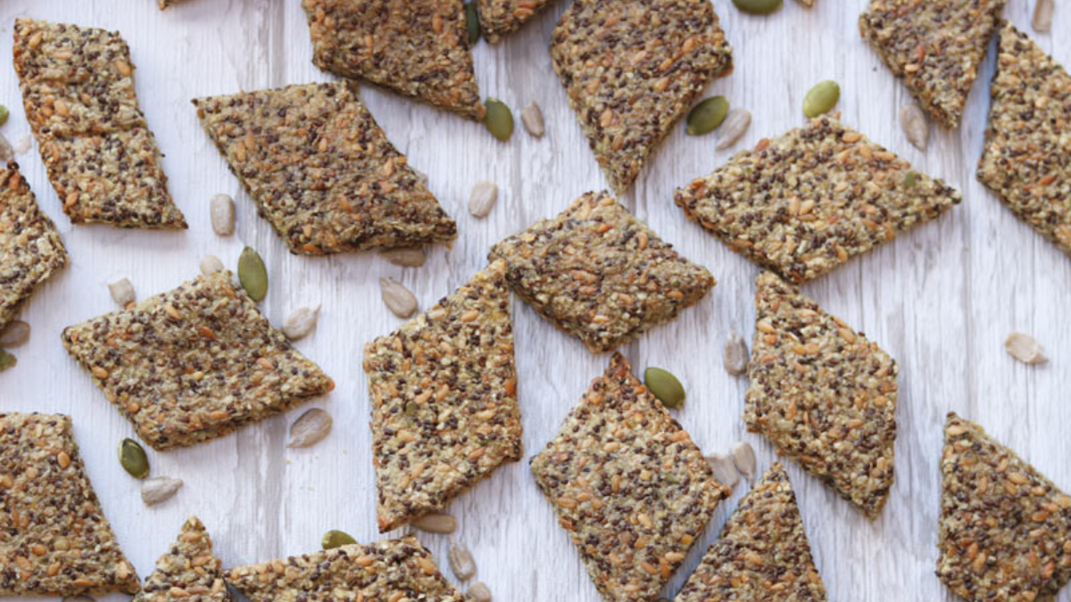 Receta de crackers de semillas y agua. Receta de crackers de semillas y agua.