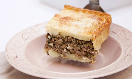 ar leche y manteca en la preparación del puré de papas genera una barrera térmica que mantiene el relleno de carne caliente por más tiempo.