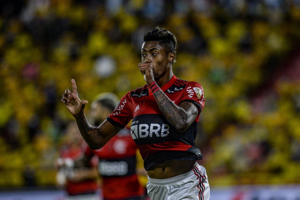 Flamengo venció 2-0 a Barcelona de Ecuador y avanzó a la final de la Copa Libertadores
