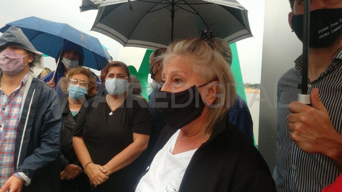 “Esta ciudad no va a claudicar en ningún tipo de derechos”, declaró la presidenta de la Vecinal Fomento 9 de Julio.